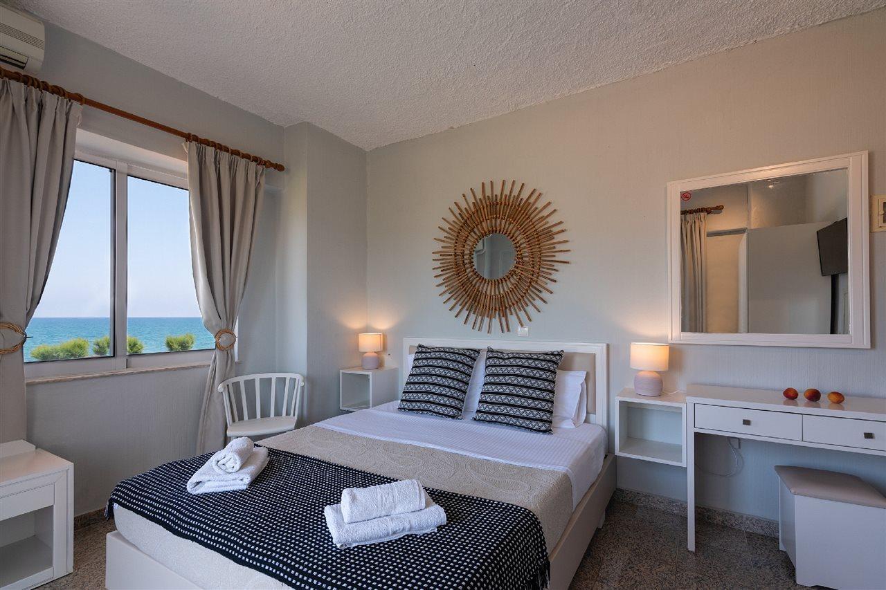 Arion Hotel Kolymbari Buitenkant foto